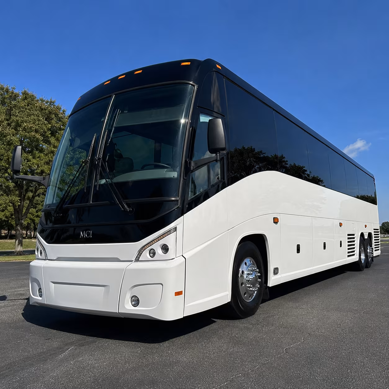 pompanobeachcharterbuscompany com is here to handle every airport transfer your group needs in pompano beach