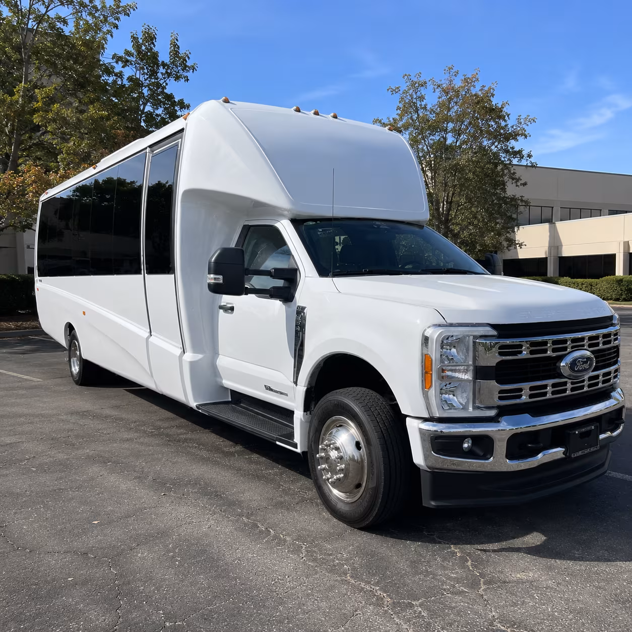 shuttle your guests between beach hotels and your pompano beach venue with ease