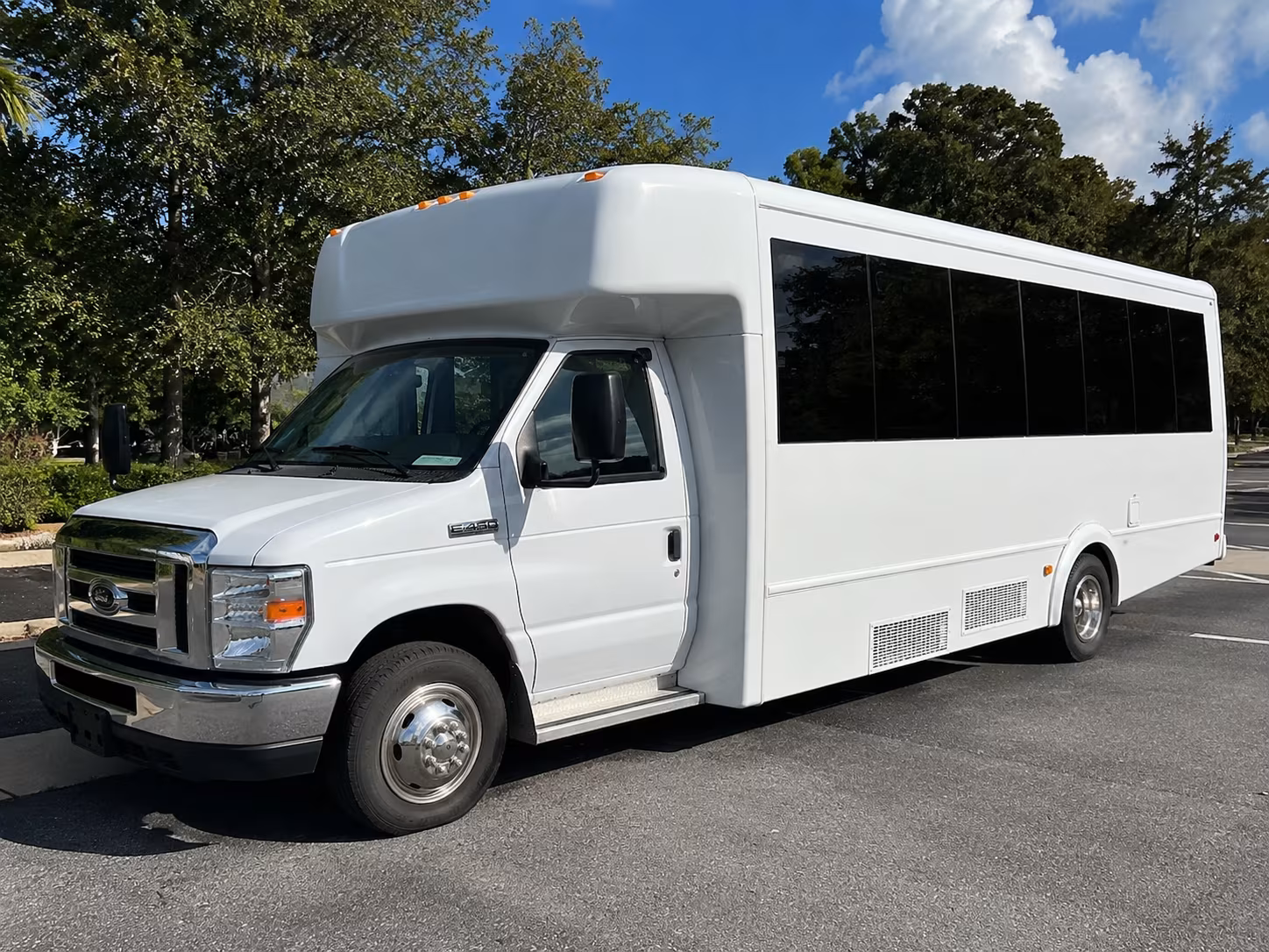 tamarac give your group a better prom ride with tamarac prom bus rentals