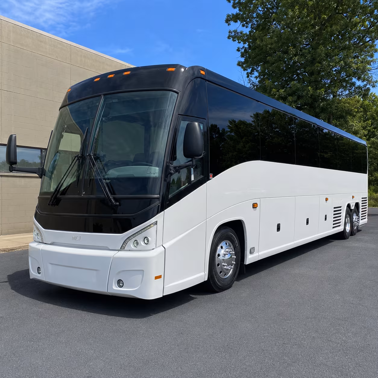 tamarac ride in comfort with a tamarac winery tour charter bus